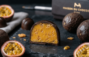 حلوى الشوكولاتة المقرمشة المقرمشة بالعاطفة