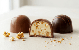 بونبون الشوكولاتة بالكراميل بالكراميل والذرة المصبوبة بالكراميل من يوني باتيس